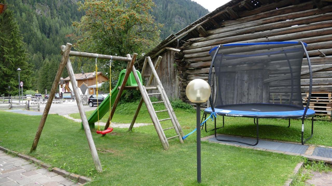 Villa Artic Apartments Campitello di Fassa Exterior foto